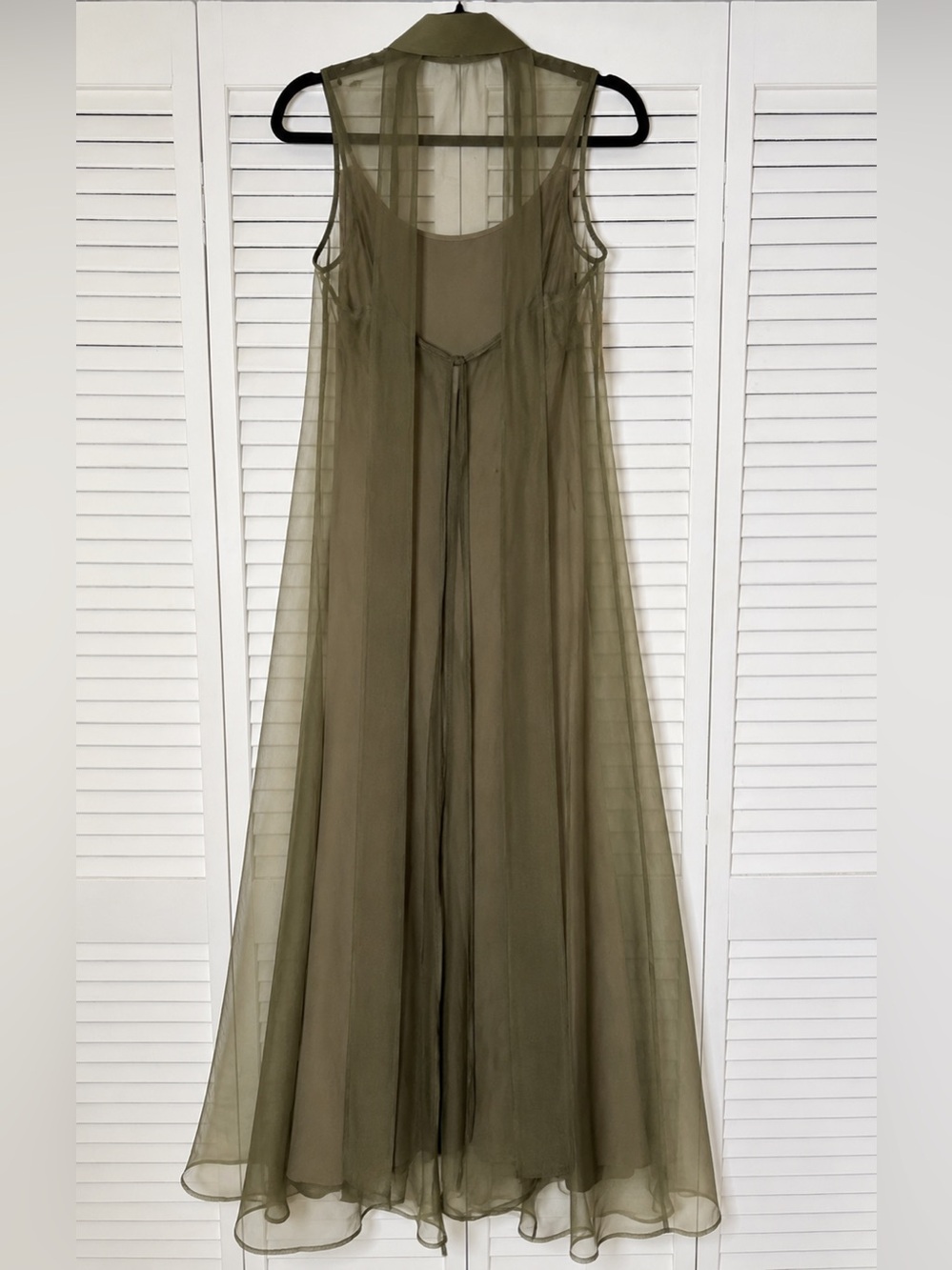 NWT CAARA Alette Organza Elegant Moss Grey Olive Few Moda Dress M - Picture 8 of 9